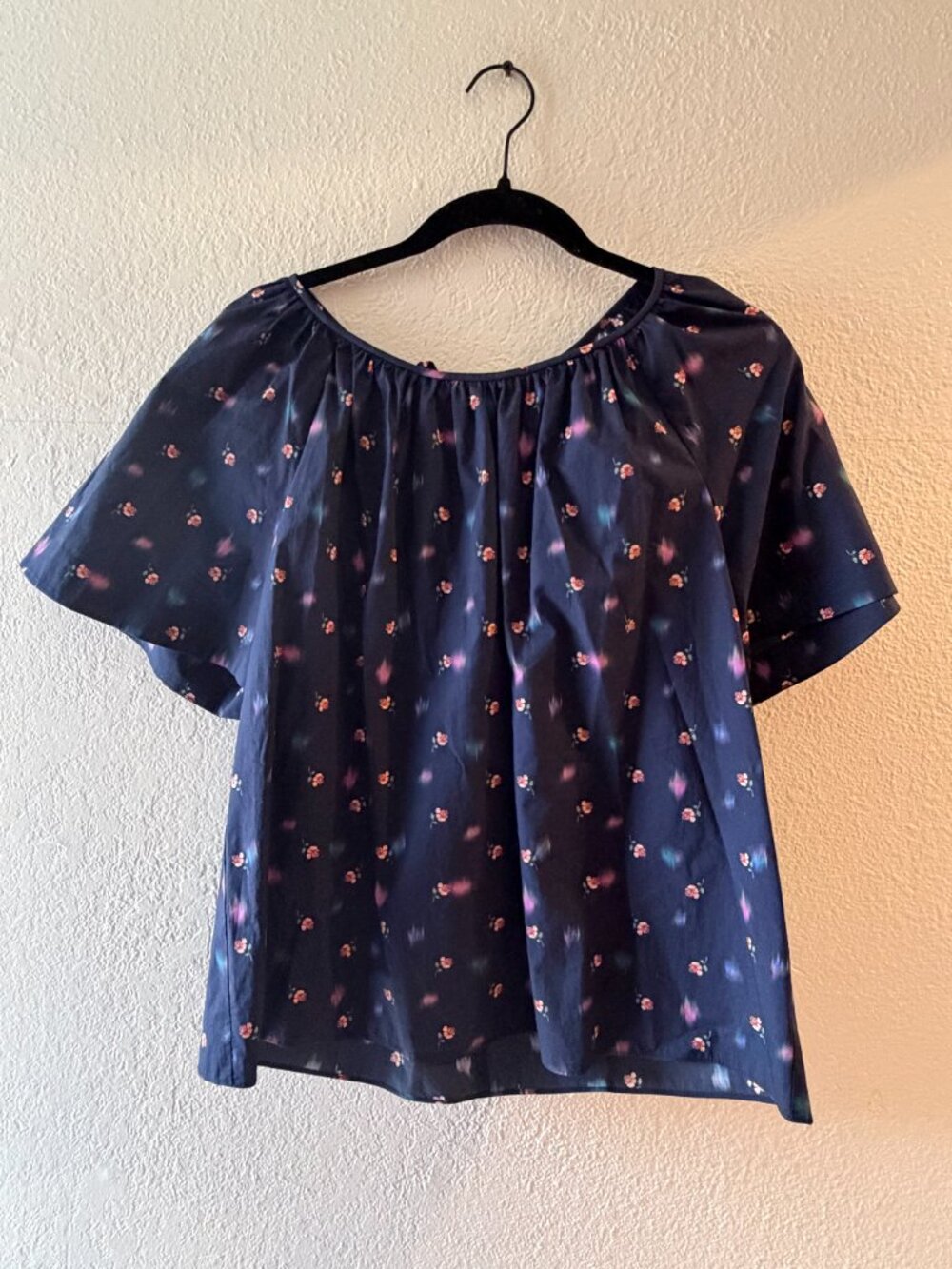 NWT Rebecca Taylor Short Sleeve Farren Flower Blouse, Size 4